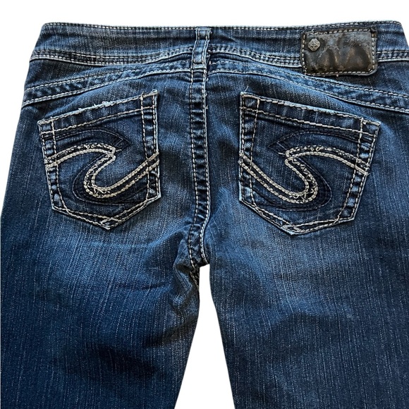 Womens Classic Silver Tuesday 16 1/2 Blue Jeans With White Stitching, 5 Pockets. - Picture 12 of 16